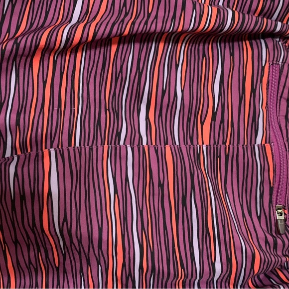 Nike Dry Fit Running Shorts/SZ LG - Picture 3 of 5